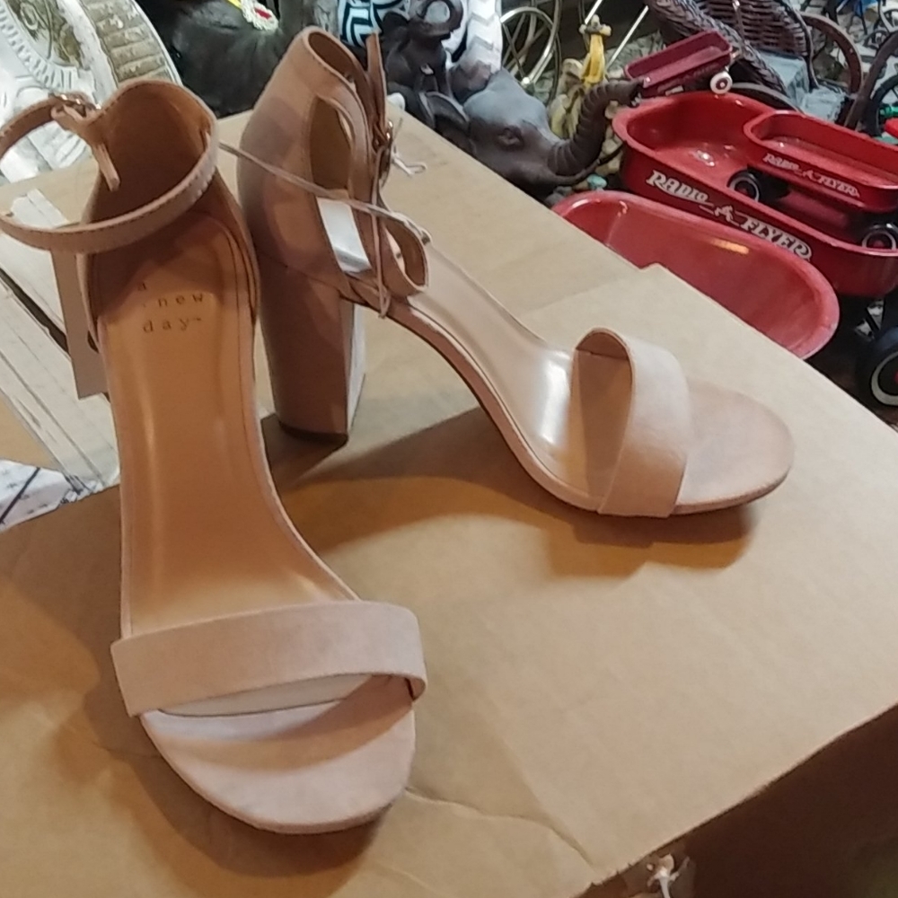 New Day High Heeled Sandles